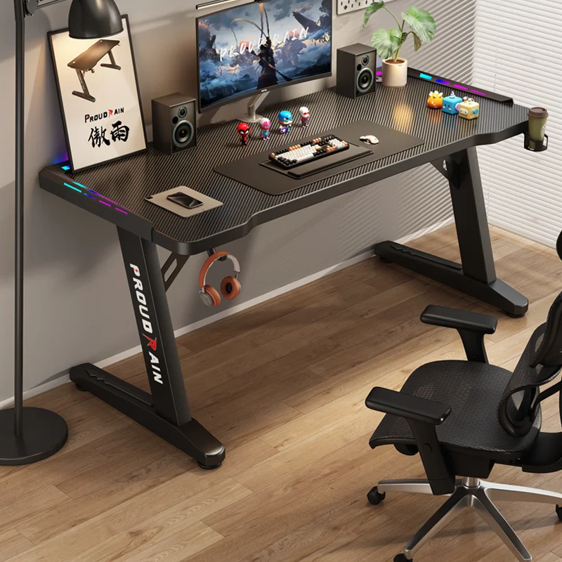 Desk Setup With Laptop And Monitor - Gaming-Konsole, Computertische, PC-Setup, Notebook, Kaffee, Mauspad,
